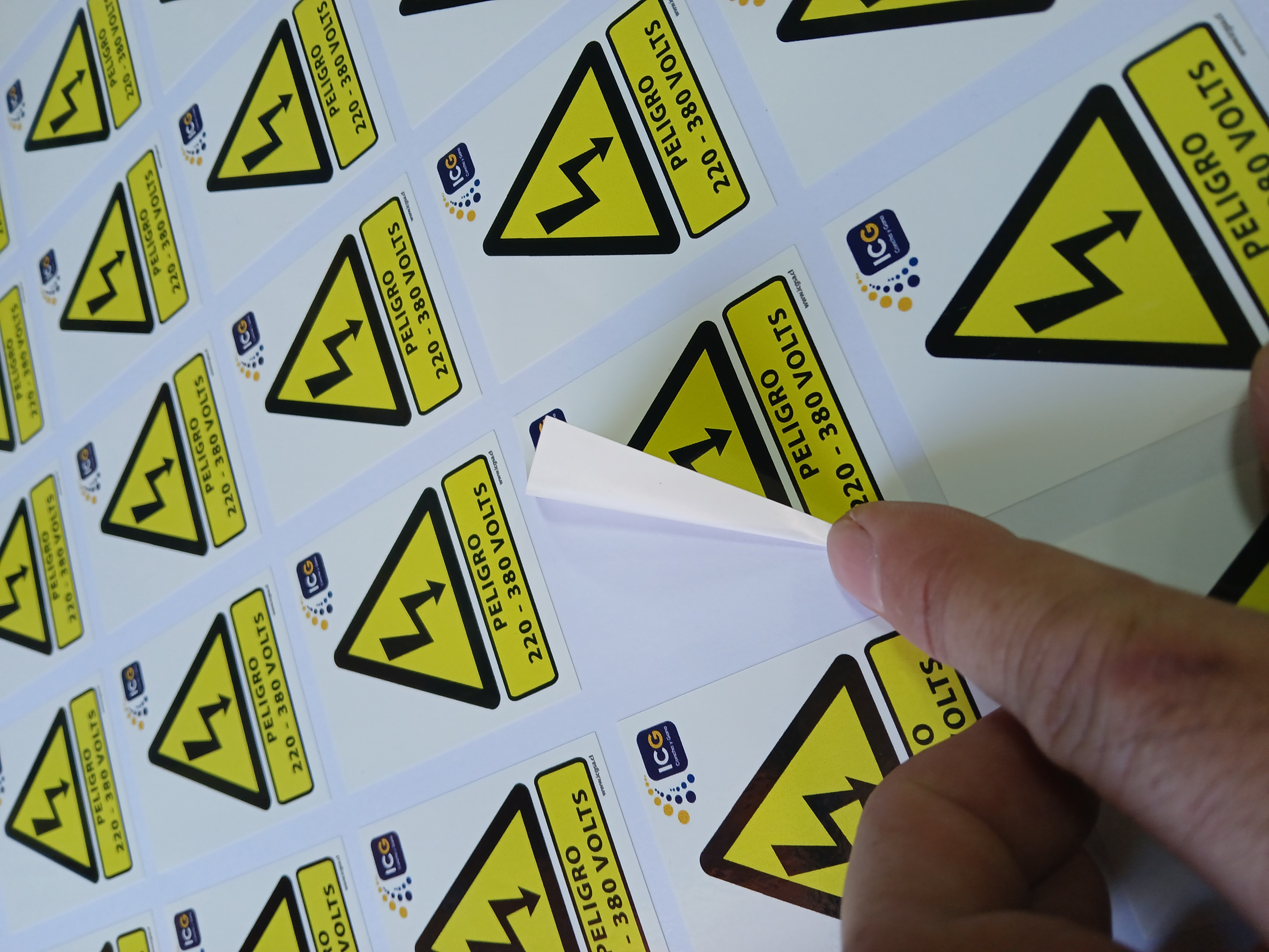 Sticker Adhesivo PVC